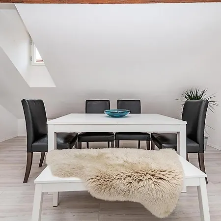 Picturesque In Lesser Town With Lovely Terrace *