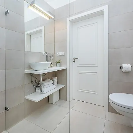 Picturesque In Lesser Town With Lovely Terrace *