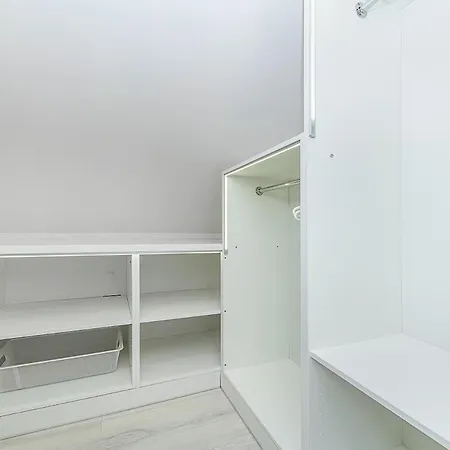 公寓 Picturesque In Lesser Town With Lovely Terrace *
